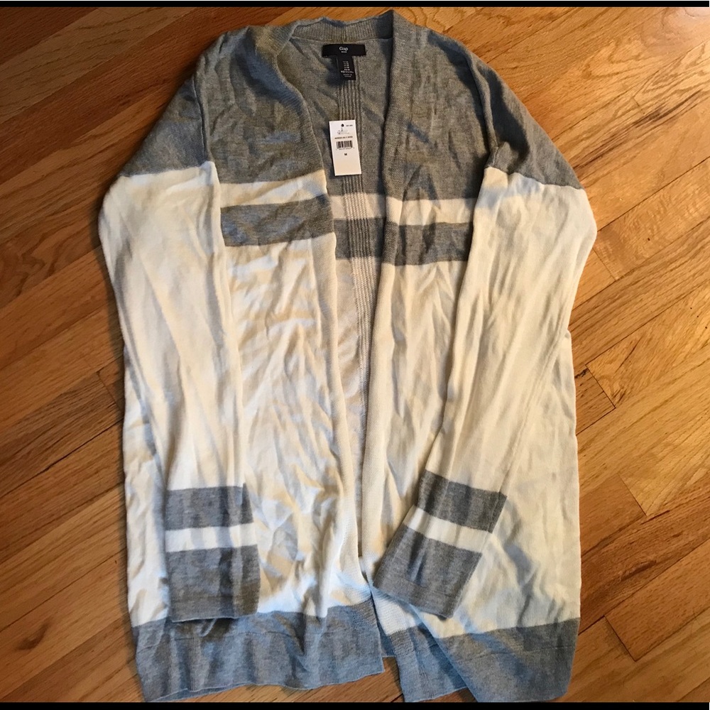 Women’s Gap Cardigan